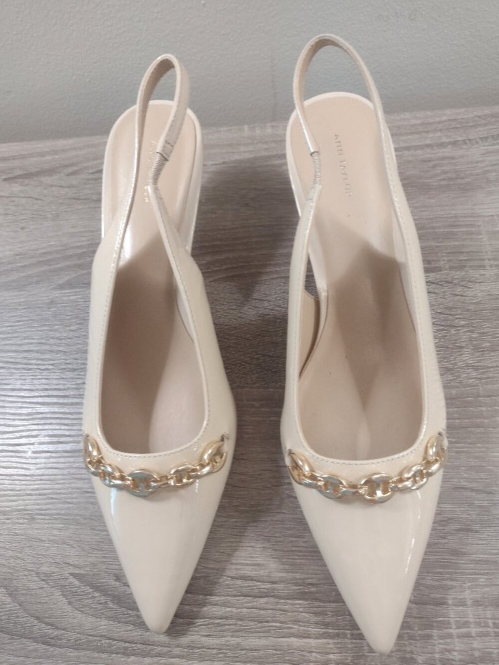 Ann Taylor Slingback Chain Kitten Heel 9.5